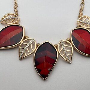 NEW Paparazzi Necklace and Earrings Set